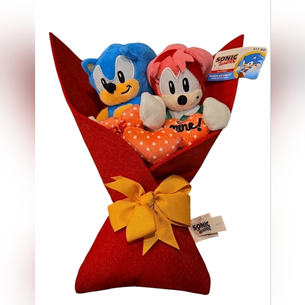NWT SONIC THE HEDGEHOG AND AMY ROSE PLUSH VALENTINE'S BOUQUET.